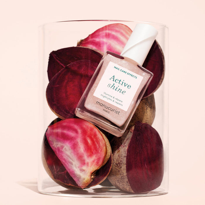 Lifestyle image of Manucurist Active Shine