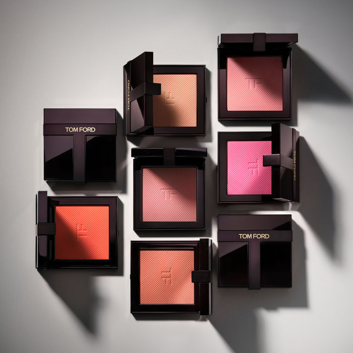 Lifestyle image of  Architecture Soft Matte Blush variant: Crushed Rose