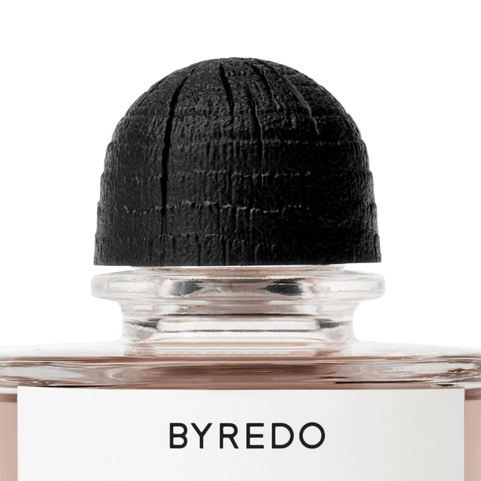 Image of a closed   variant: 1.7 fl oz