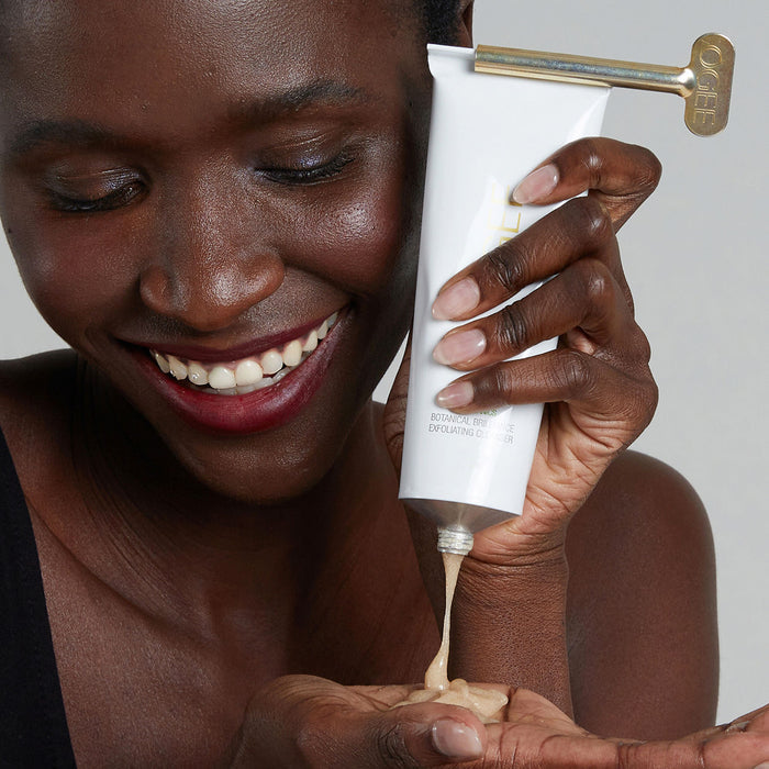 Model image of Ogee Botanical Brilliance Exfoliating Cleanser