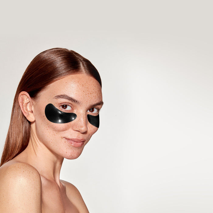 Model image of 111SKIN Celestial Black Diamond Eye Mask variant: 1 Treatment
