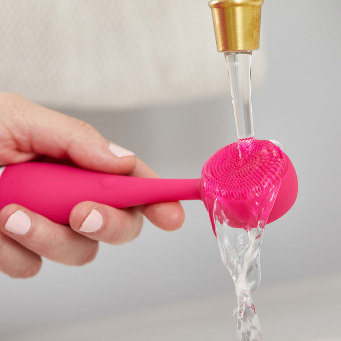 Lifestyle image of PMD Clean Mini variant: Pink