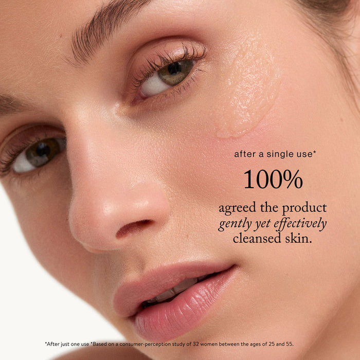 Model image of Goop Beauty Cloudberry Exfoliating Jelly Cleanser