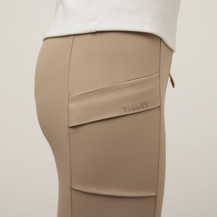 #colour_taupe