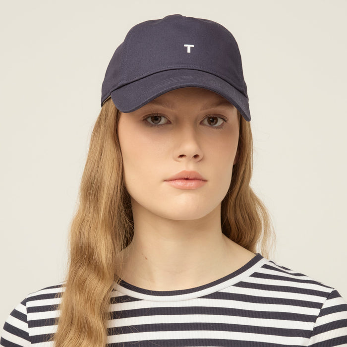 #colour_navy