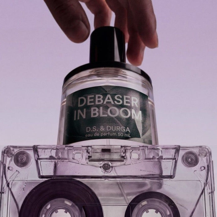 Lifestyle image of   variant: 1.7 fl oz