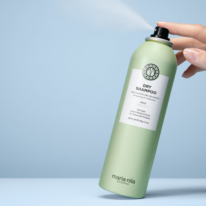 Image of an open Maria Nila Dry Shampoo