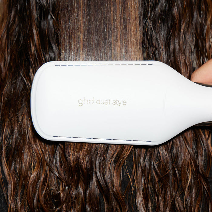 Lifestyle image of GHD Duet Style 2-in-1 Hot Air Styler variant: White