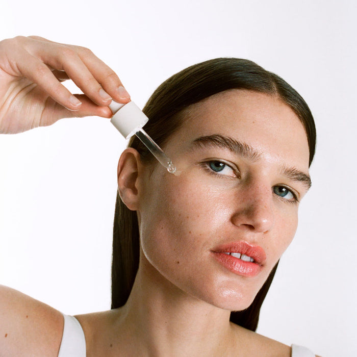 Model image of Goop Beauty Exosome Hydration Therapy Serum