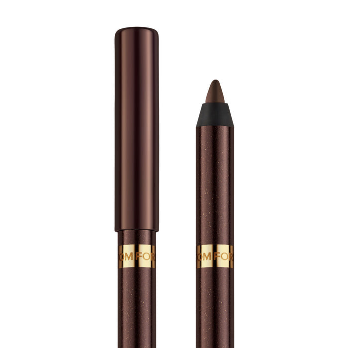 Model image of Tom Ford Gel Eyeliner variant: 02 Cocoa