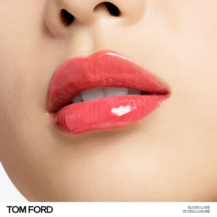 Model image of Tom Ford Gloss Luxe Lip with Hydrating Jojoba Oil variant: 01 Disclosure