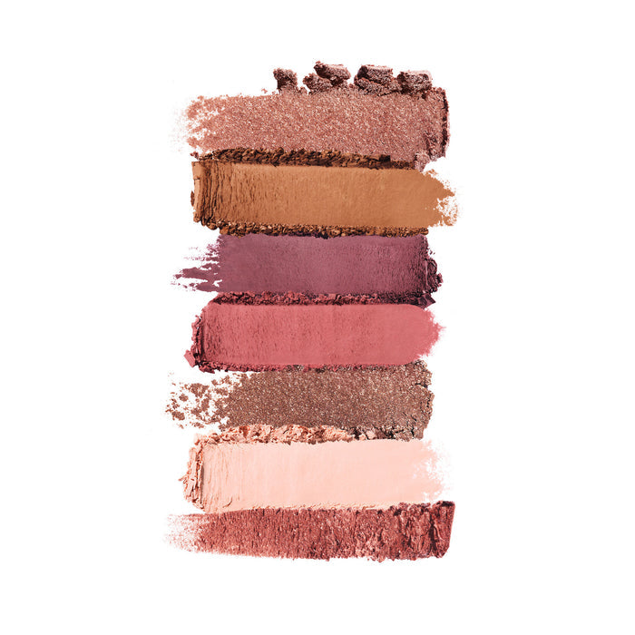 A shade comparison of Charlotte Tilbury  Instant Look In A Palette (Limited Edition) variant: Dreamy, Bronzed Beauty