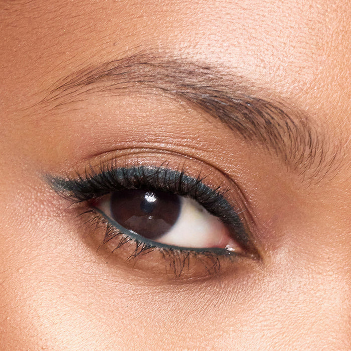 Model image of Trish McEvoy Intense Gel Eye Liner variant: Emerald