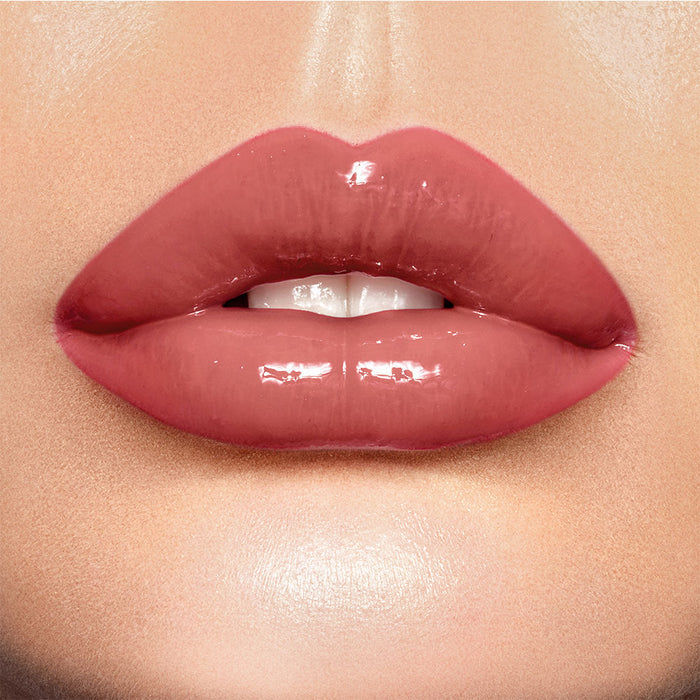 Model image of Charlotte Tilbury Lip Lustre variant: High Society