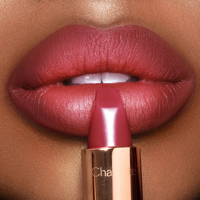 Model image of   variant: Gracefully Pink (Amazing Grace)