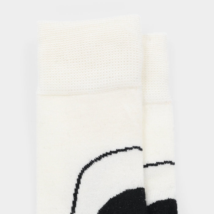 #colour_off-white-black