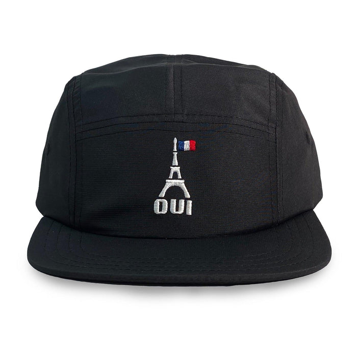 Five panel hat with eifel tower and the word "Oui"
