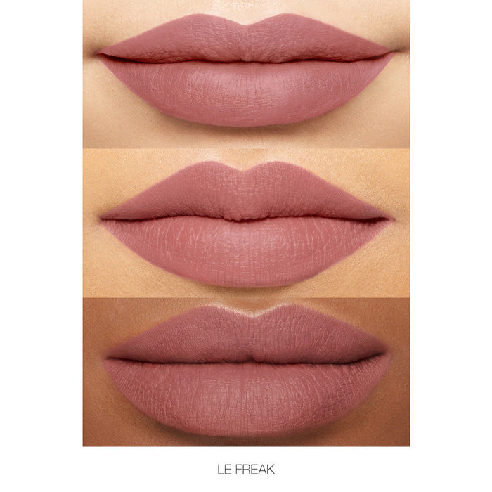 Model image of Nars Powermatte Lip Pigment variant: Le Freak