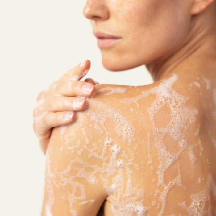 Model image of Evolvetogether Provence Nutrient Rich Body Cleanser