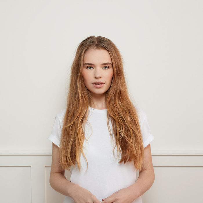 Model image of Christophe Robin Purifying Shampoo with Thermal Mud