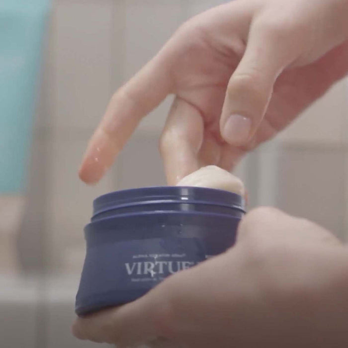 Lifestyle image of   variant: 1.7 oz