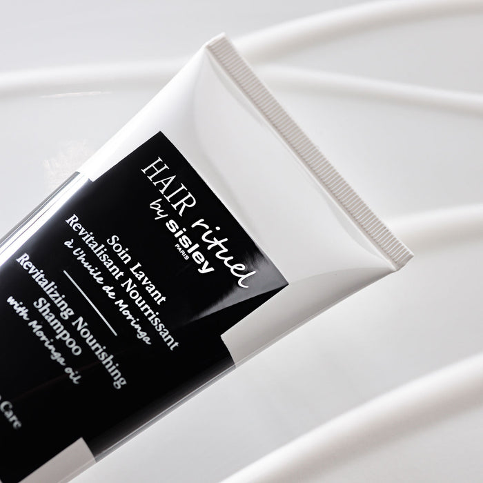Lifestyle image of   variant: 6.7 fl oz