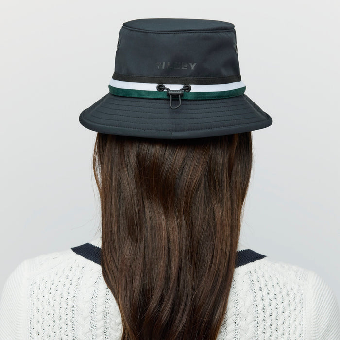 #colour_black-pine-green