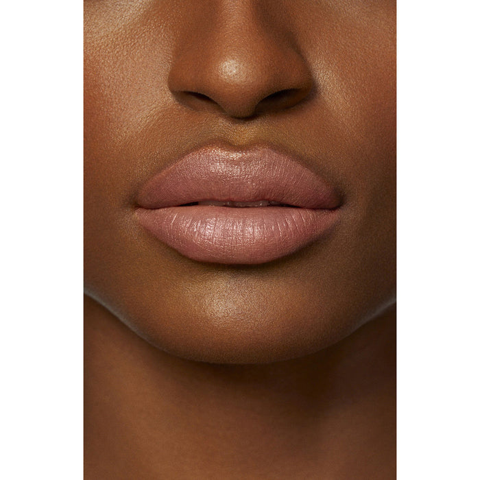 Model image of Laura Mercier Rouge Essentiel Silky Crème Lipstick variant: Nude Naturel
