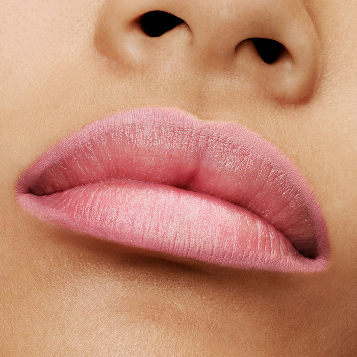 Model image of Tom Ford Runway Lip Liner Pencil in Matte variant: Close-up
