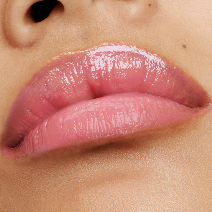 Model image of Tom Ford Soleil Lip Balm variant: Rendezvous