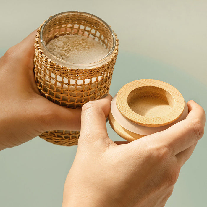 Model image of Esker Sparkling Bath Salts