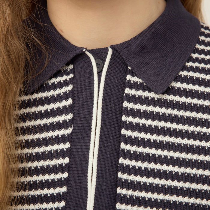#colour_navy-white-stripe