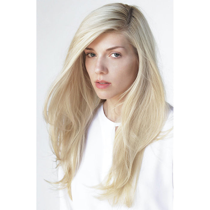 Model image of R+Co Sunset Blvd Blonde Shampoo variant: 8.5 fl oz