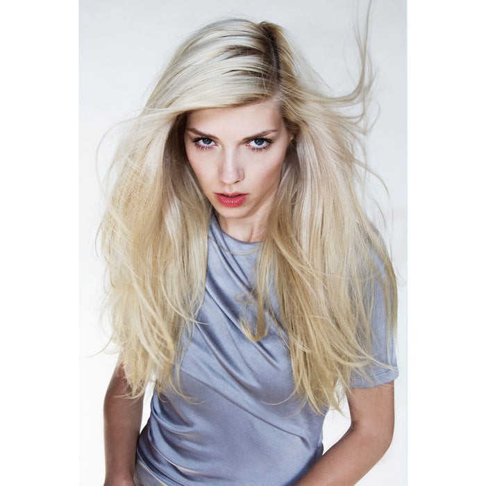 Model image of R+Co Sunset Blvd Daily Blonde Conditioner