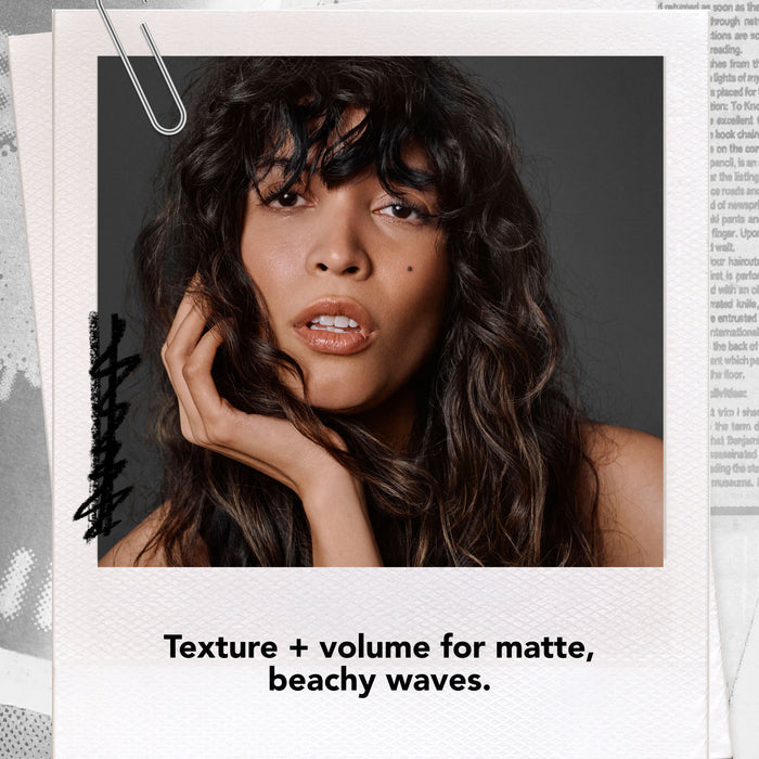 Model image of Bumble and Bumble Surf Salt Spray