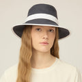 #colour_navy-white