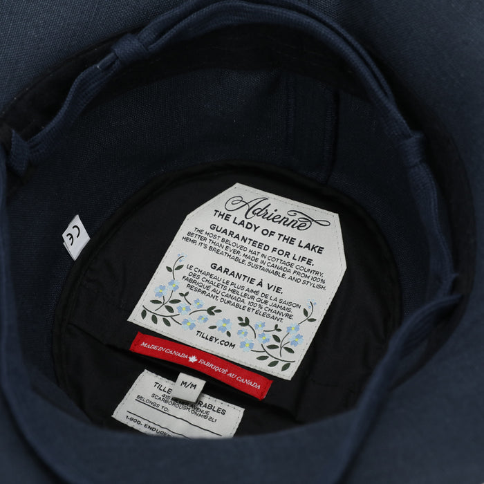 #colour_navy-white