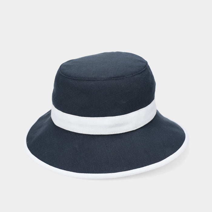 #colour_navy-white