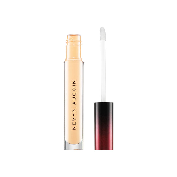 Image of an open Kevyn Aucoin The Etherealist Super Natural Concealer variant: Light EC 01