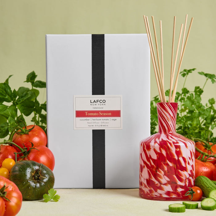 Lifestyle image of   variant: 15 fl oz (Signature)